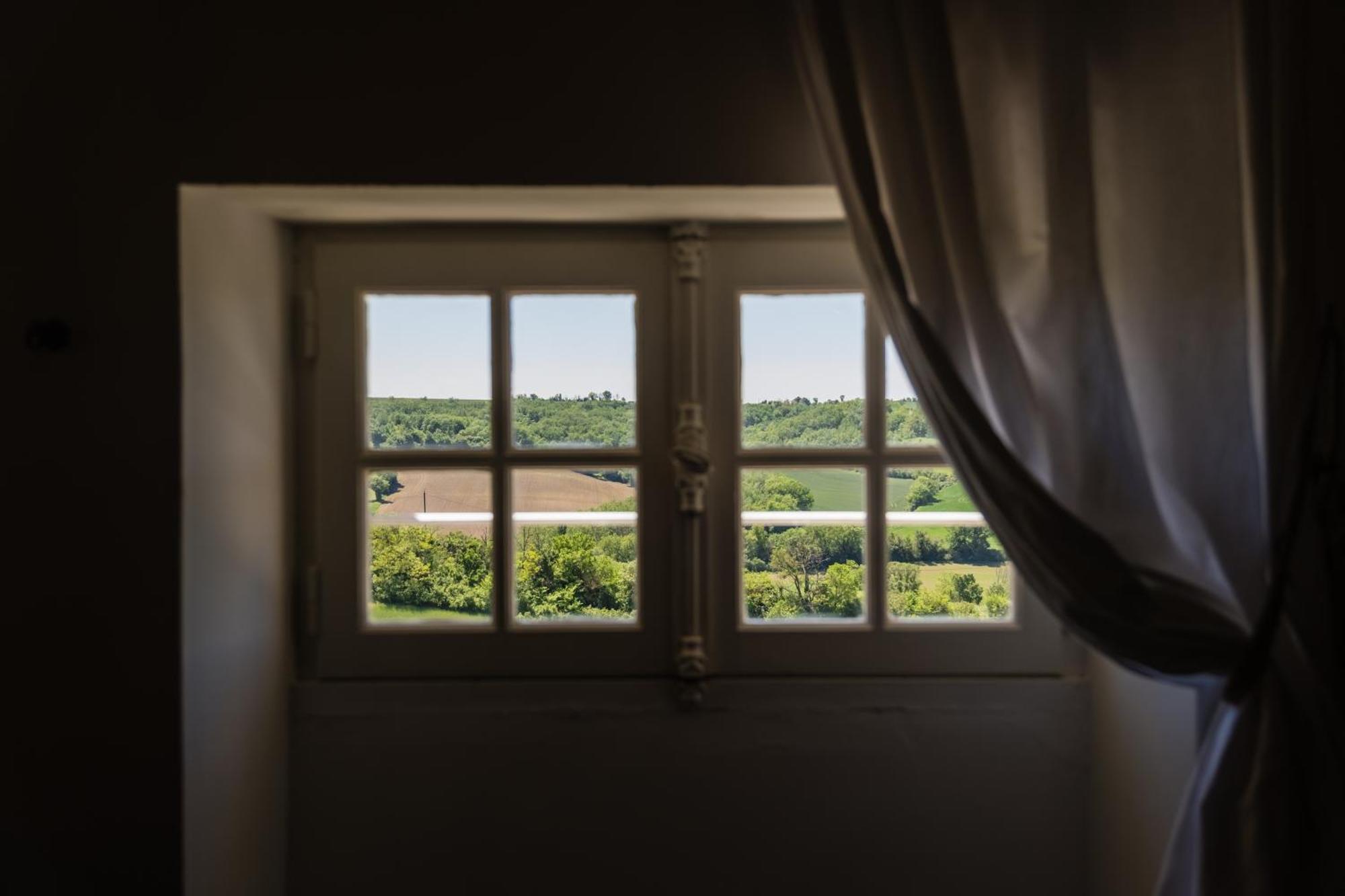 Couette-café Cuq En Terrasses 3*
